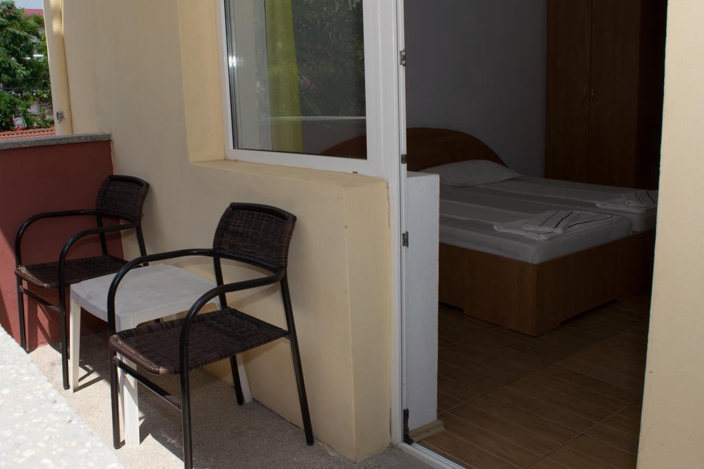 Tiberius Residence Costinesti Extérieur photo